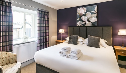 Luxury Twin Room, Ensuite (Lodge 1 & 4)
