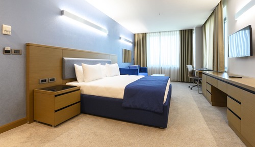 Deluxe Room, 1 King Bed