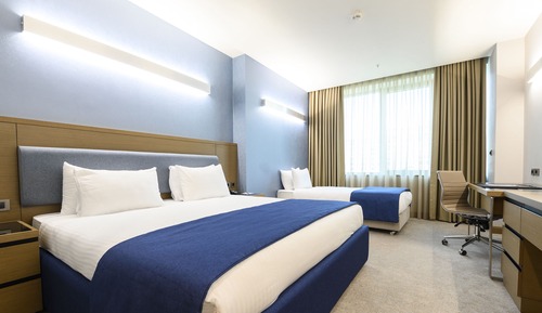 Deluxe Room, Multiple Beds