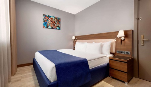 Superior Room, 1 King Bed