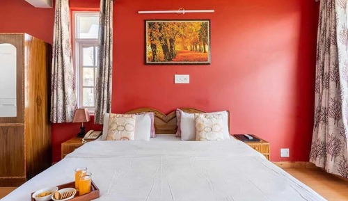 Classic Double Room