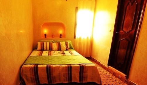 Room (Sarah)