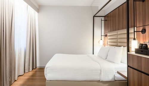 Family Room, 1 King Bed