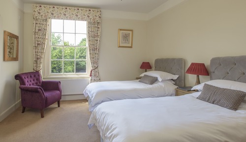 Classic Twin Room (Buckhurst)