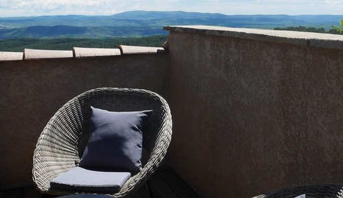 Panoramic Room