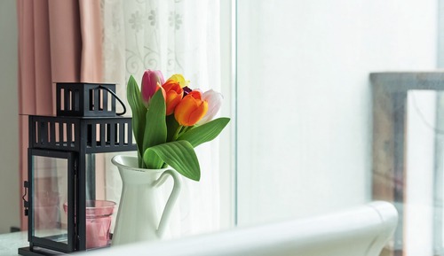 Room (101 Happy)