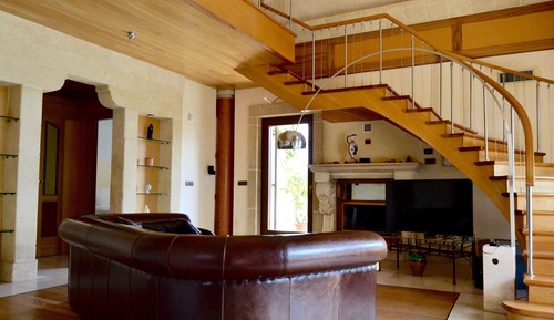 Deluxe Suite (8)