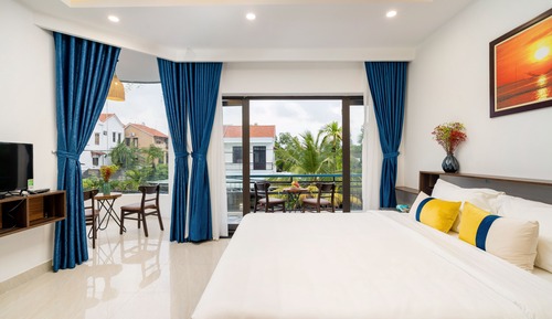 Deluxe Double Room with balcony