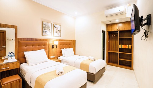 Superior Twin Room