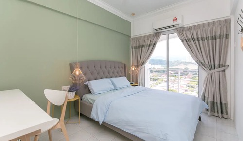 Shared Apartment With Private Bathroom