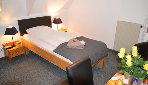 Standard Single Room