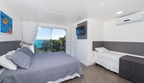Deluxe Studio Suite