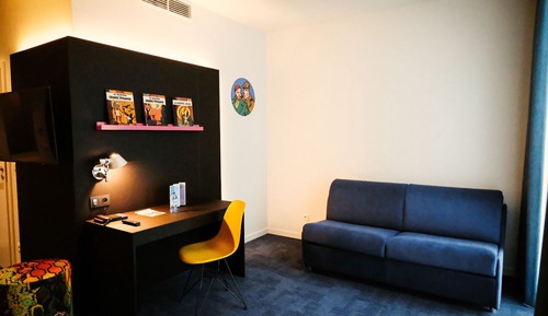 Family Room, 1 Queen Bed with Sofa bed