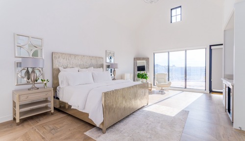 Contemporary Elegance