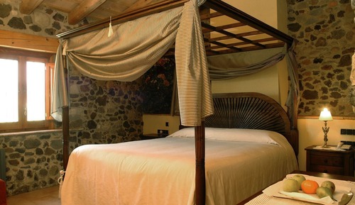 Superior Studio Suite, Jetted Tub (Room N1)