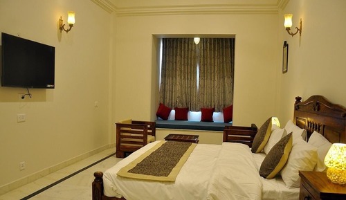 Deluxe Single Room