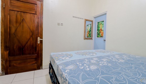 Standard Room With Air Conditioner
