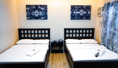 Classic Quadruple Room