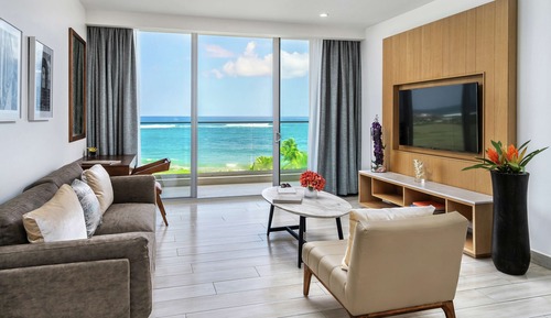 Suite, 1 King Bed, Balcony