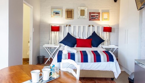 Comfort Room (Boat)