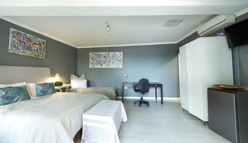 Basic Triple Room