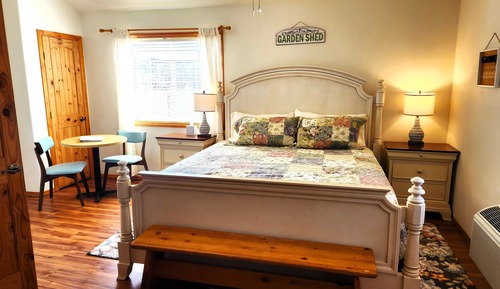Comfort Cabin (Garden Cottage)