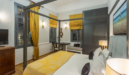 Deluxe Suite, 1 Bedroom, Non Smoking, Partial Sea View (Phorcys)