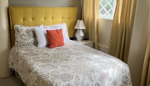 Beautiful 1 Bedroom Ground Floor