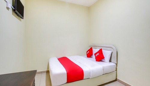 Standard Double Room, 1 Queen Bed