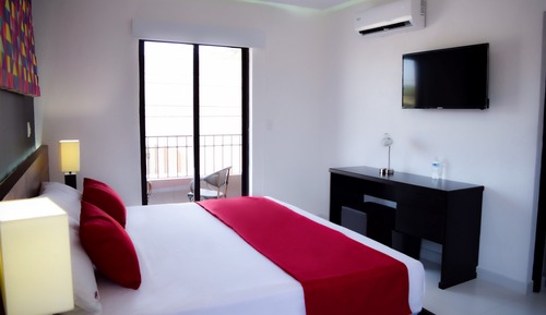 Deluxe King Room