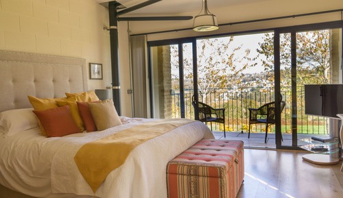 Deluxe Room, Balcony