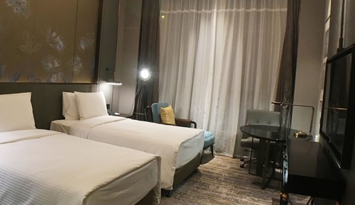Luxury Twin Room