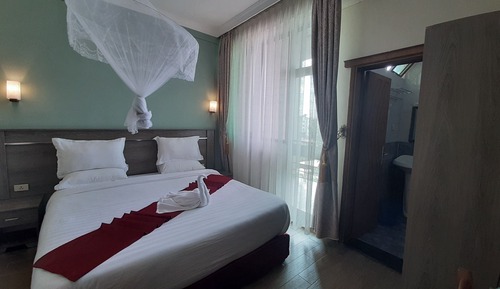 Deluxe Single Room, Balcony, City View