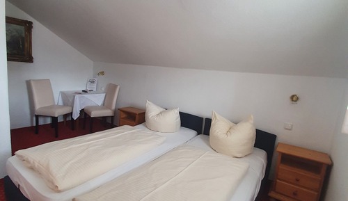 Standard Double Room, 1 Queen Bed, Ensuite, Mountain View