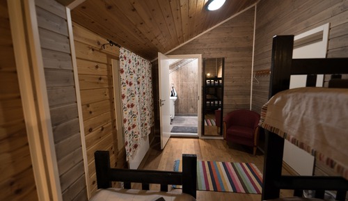 Basic Triple Room (Shared Kitchen)