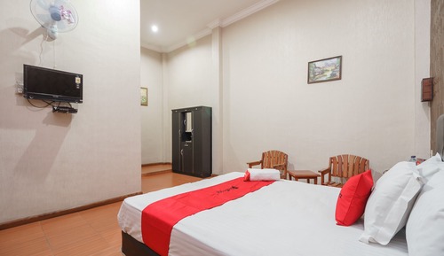 Premium Room (RedDoorz)