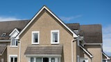 Moore Bay Holiday Home, 3 bedroom - sleep 5