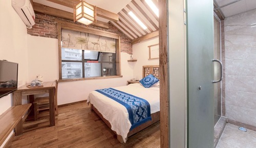 Junior Double Room