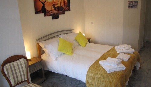 Deluxe Double Room, Ensuite, Courtyard View