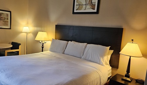 Deluxe Room, 1 King Bed