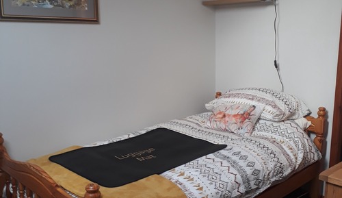 Twin Room (annexe)