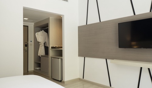 Deluxe Room, 1 King Bed