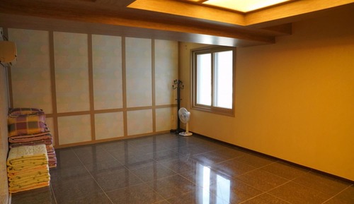 Room (Grand Family Ondol)