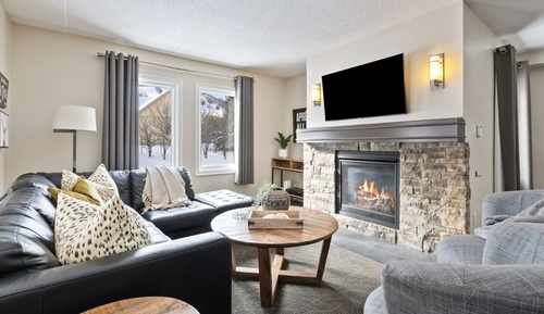 Superior Condo, 3 Bedrooms (117 Mountain Walk - Pet Friendly)