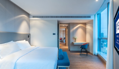 Suite, 1 Bedroom (with Living Area)