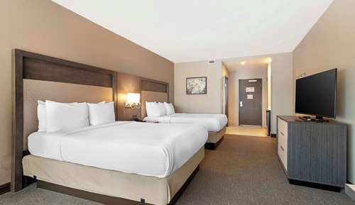 Standard Room, 2 Queen Beds, Accessible, Kitchenette