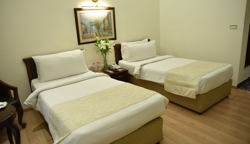 Deluxe Room, Multiple Beds