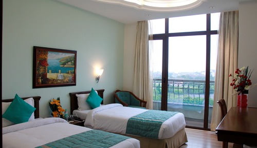 Standard Room, 2 Twin Beds, City View (Deluxe Twin)