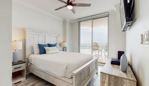 Condo, 3 Bedrooms