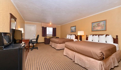 Deluxe Room, 2 Queen Beds